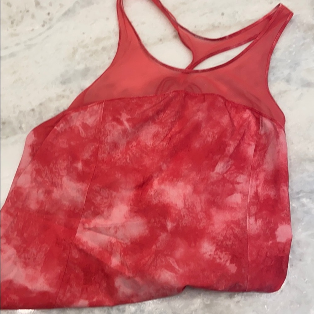 Lululemon hot pink tank size 8
